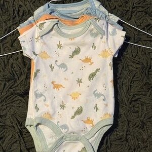 Le Top Bébé Baby Bodysuit Set 0–3M Dinosaurs